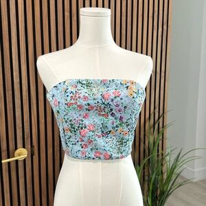 Alice & Olivia floral crop